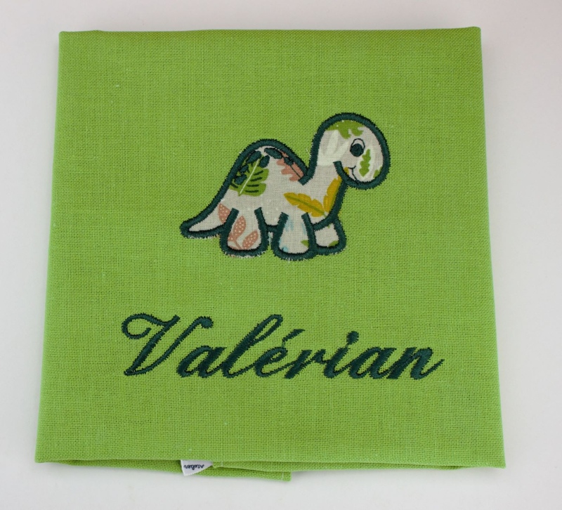 Serviette de table enfant personnalisée évolutive (avec ou sans pressin)  AA7-1