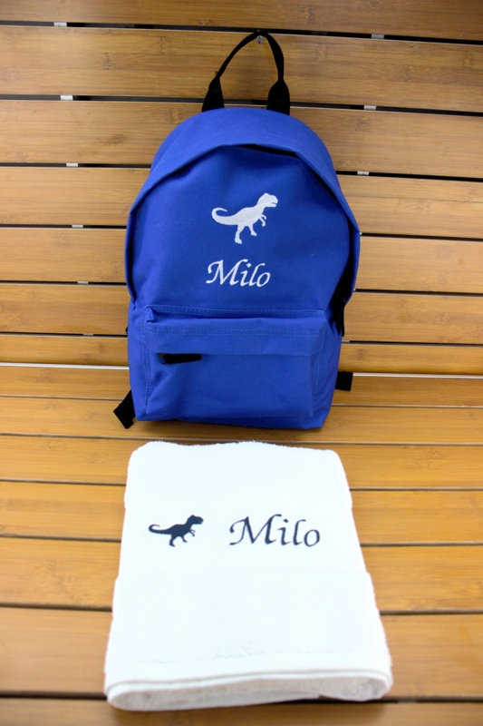 Sac à dos personnalisé et serviette assortie