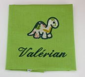 Serviette de table enfant personnalisée évolutive (avec ou sans pressin) VA1