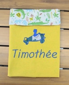 Serviette de table enfant personnalisée évolutive (avec ou sans pressin) VA1
