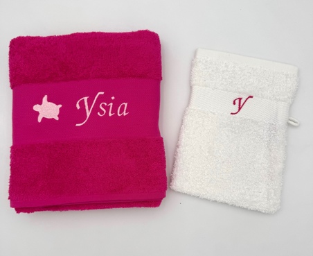 Serviette de toilette avec motif et gant de toilette