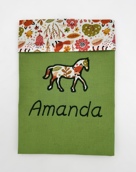 Serviette de table enfant personnalisée évolutive (avec ou sans pressin) Serviette de table enfant personnalisée évolutive (avec ou sans pressin)