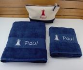 Trousse de toilette et serviette personnalisée Trousse de toilette et serviette personnalisée