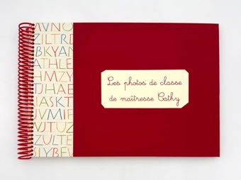 Album rouge et leçon d'écriture Enseignants ou ATSEM
