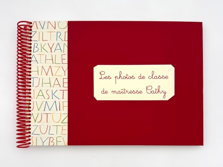 Album rouge et leçon d'écriture Enseignants ou ATSEM