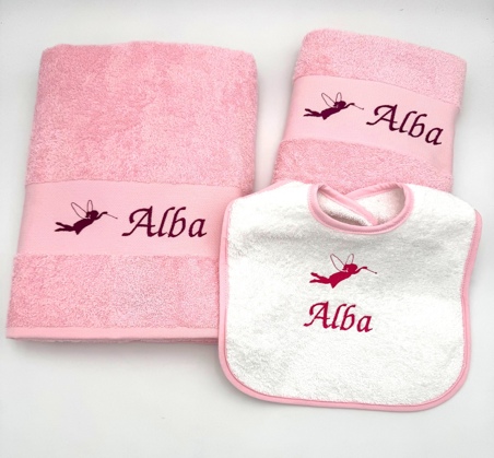 Coffret naissance serviette et bavoir personnalisé