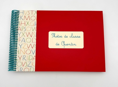Album photos de classe Rouge vif et leçon d'écriture