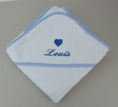 Cape de bain personnalisée et trousse de toilette avec petit motif
