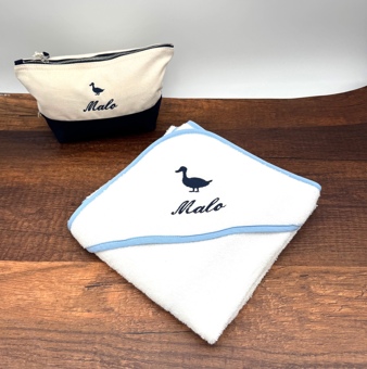 Cape de bain personnalisée et trousse de toilette avec petit motif
