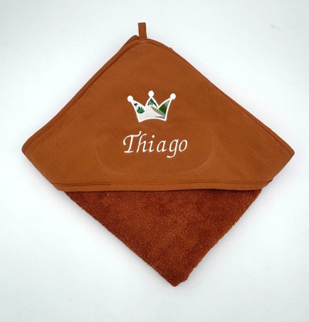 Cape de bain couleur avec motif en tissu appliqué