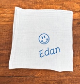 Lange personnalisé avec petit motif