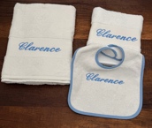 Coffret naissance serviette et bavoir personnalisé
