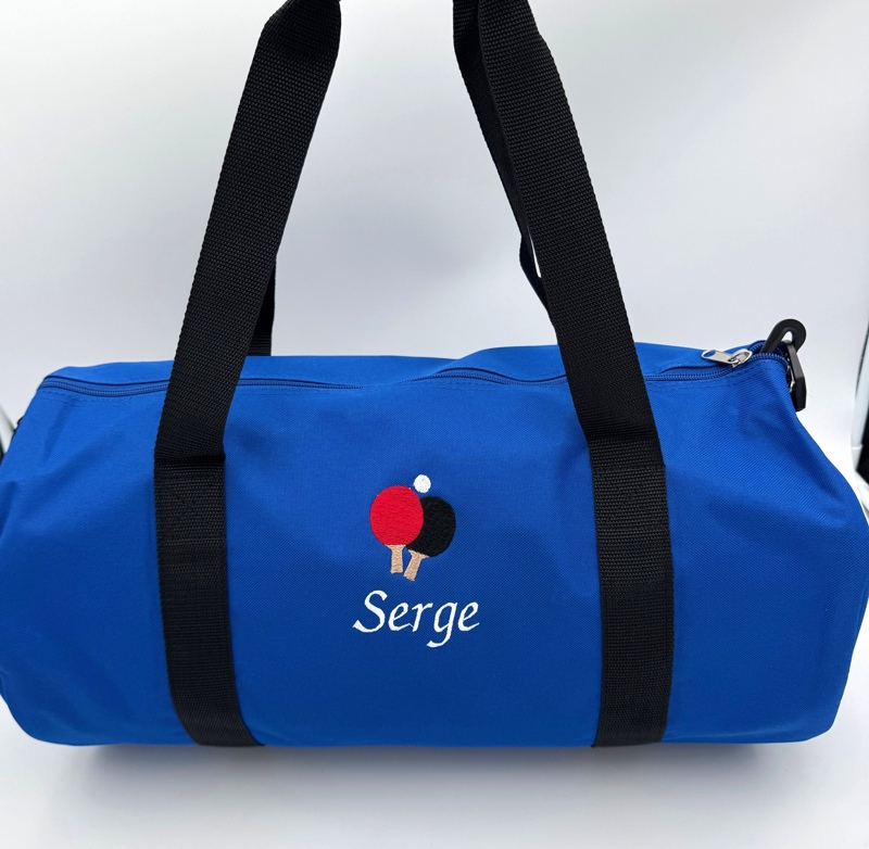 Sac fourre-tout ou sac de gym rouge et noir