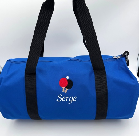 Sac fourre-tout ou sac de gym rouge et noir