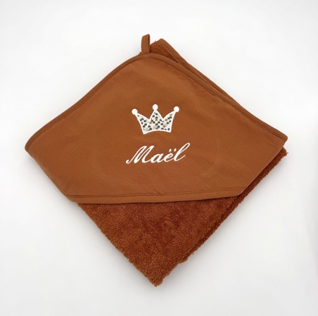 Cape de bain couleur avec motif en tissu appliqué