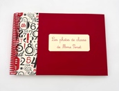 Album enseignant rouge et alphabet et chiffre