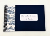 Album pour photos de classe bleu et toile de jouy bleue