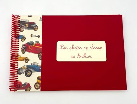 Album photos de classe Rouge et voitures anciennes