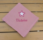 Lange personnalisé avec motif appliqué