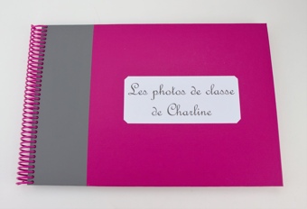 Album photos de classe bicolore fuchsia et gris